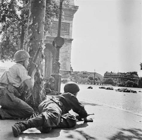 World War II in Pictures: Liberation of Paris, August 1944