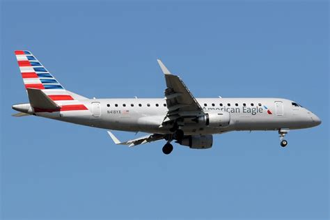 American Airlines Fleet Embraer E175 Details and Pictures