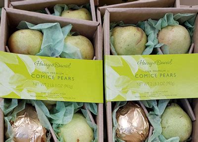 Harry & David Comice Pears Reviews - Trader Joe's Reviews