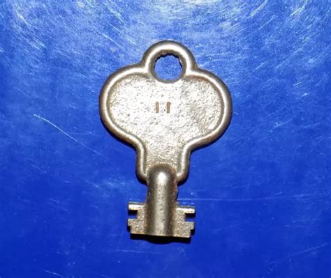 VINTAGE OR ANTIQUE Double-Bit Hollow Barrel Skeleton Key stamped "11" $10.00 - PicClick