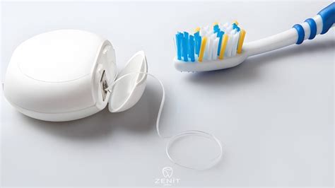 The Importance of Dental Floss - Zenit Dent