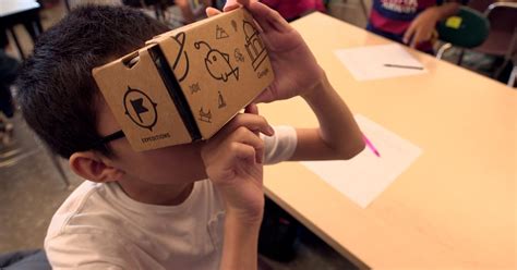 Google teams with schools to show kids the world using virtual reality app "Expeditions" - CBS News