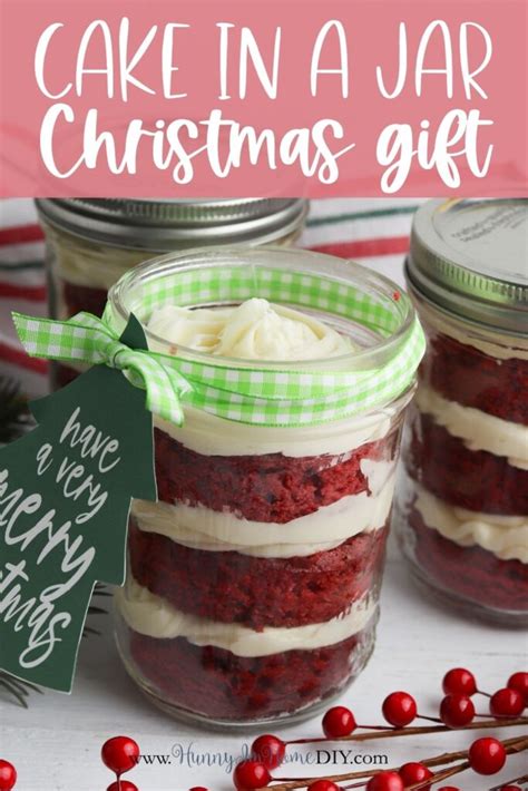 Quick & Easy Cake in a Jar Christmas Gift with Printable Tag