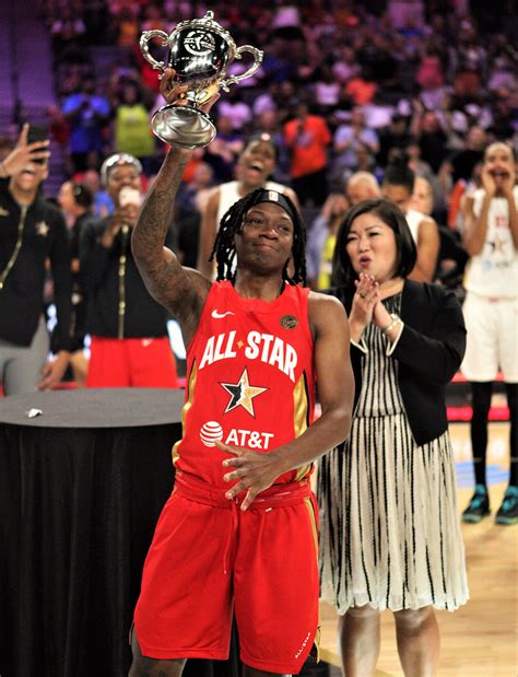 Undrafted Guard Becomes WNBA All-Star MVP – Los Angeles Sentinel