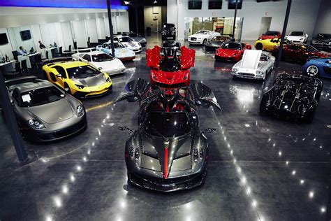 Romancing the Supercar Buyer: How Luxe Car Dealers Clinch a Sale - Bloomberg