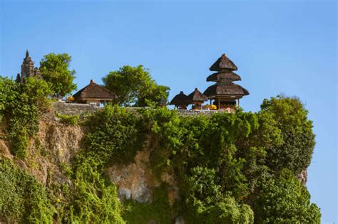 Uluwatu Temple: A Tour Guide To The Incredible Bali Sea Temple