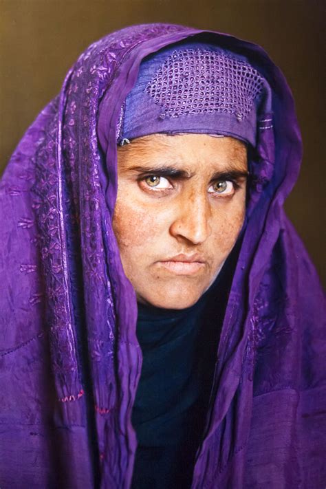 Steve McCurry Faces - Agonistica | Ragazza afgana, Steve mccurry, Fotografia contemporanea