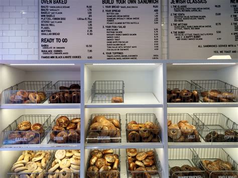 New York v. Montreal: Which has the best bagels?