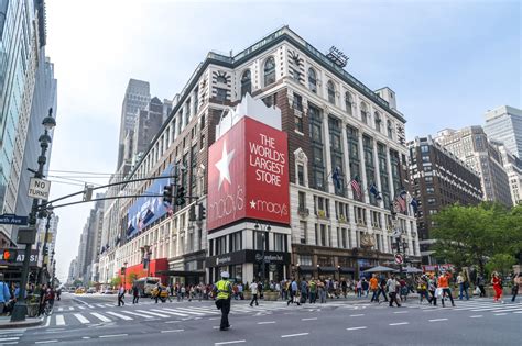 Macy’s Midtown flagship could get a public park on its roof - Curbed NY