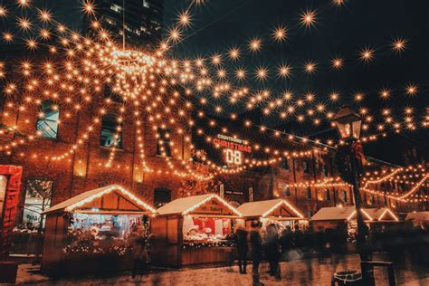 The Best Holiday Markets Across Canada - FASHION Magazine