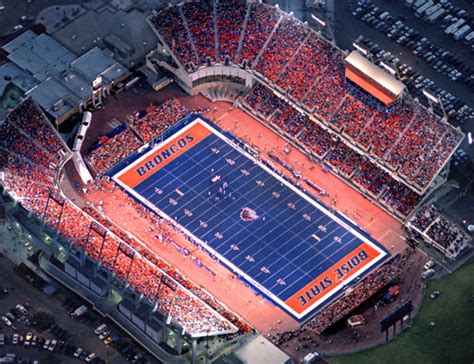 Boise State Football: Mythbusting the Blue Turf | Bleacher Report | Latest News, Videos and ...