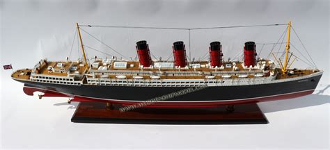 MODEL BOAT HMHS MAURETANIA