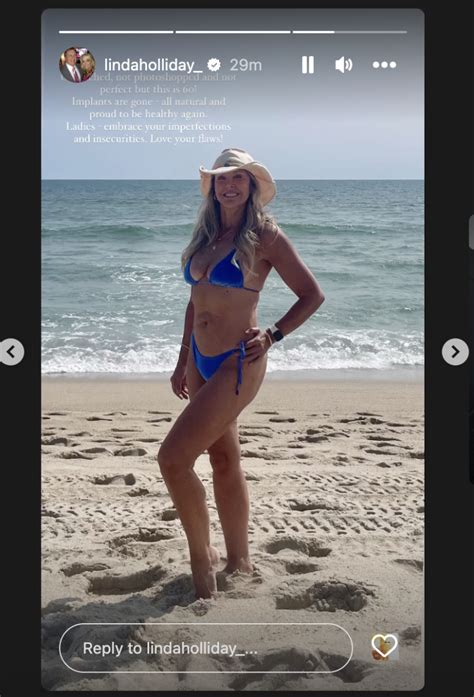 Bill Belichick's Longtime Girlfriend Goes Viral With Swimsuit Photo ...