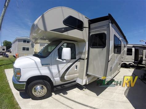 Thor Chateau Class C Motorhome Review: Take Your Home on the Road - Hitch RV Blog