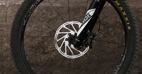 Electric Bike Brakes Explained: In-Depth Guide To EBike Brakes - Electric Wheelers