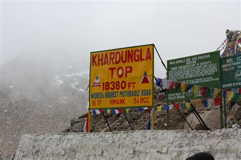 My Blog: KHARDUNG LA - Highest Motorable Pass of the World