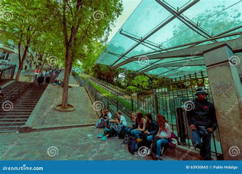 Fonicular Montmartre, Paris, Frankrike Redaktionell Foto - Bild av kultur, attractor: 63930665