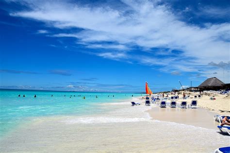 Cayo Santa Maria Hotel Playa Cayo Santa Maria Beach Chairs | World-Adventurer