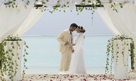 Niyama | Maldives Wedding | Beach Wedding in Maldives | Maldives Wedding Packages All Inclusive