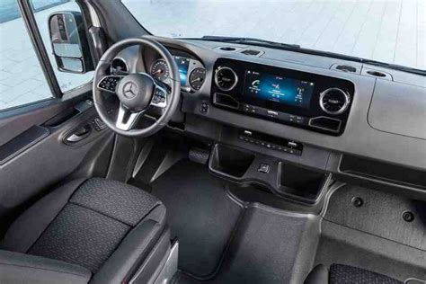 2020 Mercedes-Benz Sprinter Review - Autotrader