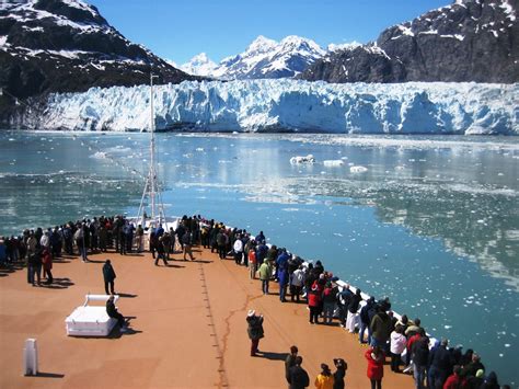 Alaska Cruises Ready to Sail Again: Congress Passes Bill