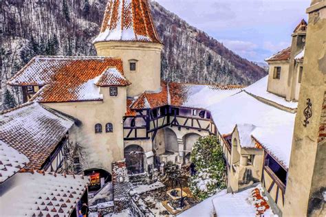 Dracula Castle Tour - RomaniaTourStore