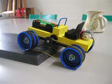 15 Awesome DIY Toy Car Projects