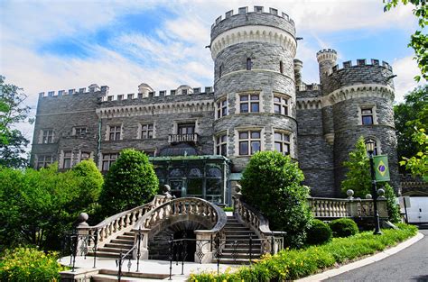 30 Most Incredible Castles in America - Best Hospitality Degrees