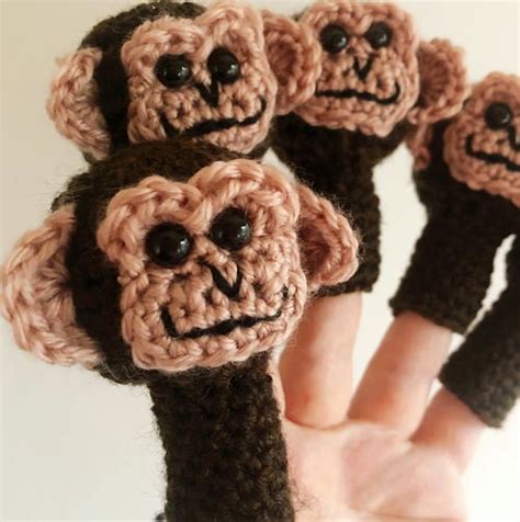 Five Little Monkeys Finger Puppets | FaveCrafts.com