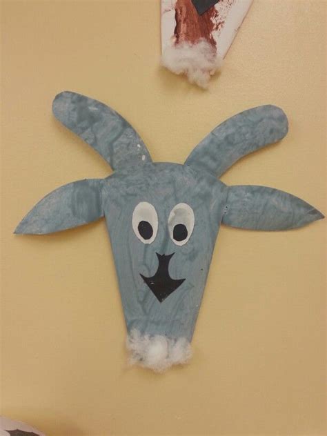 Paper plate grey goat Preschool Art Projects, Farm Projects, Animal Projects, Preschool Crafts ...