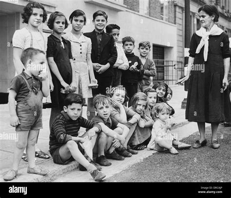 Refugee children from Gibraltar WWII Stock Photo - Alamy