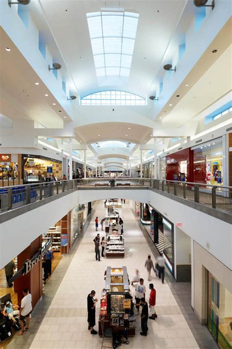 Welcome To Lakeline® Mall - A Shopping Center In Cedar Park, TX - A ...