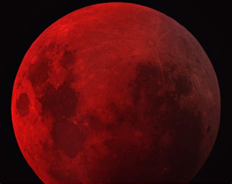 Is The Moon Turning Red 2024 - Hanna Kikelia
