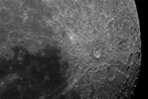 Close up of Tycho crater on the Moon | Craters on the moon, Moon, Crater
