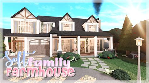 Soft Family Farmhouse | Bloxburg Speed Build - YouTube