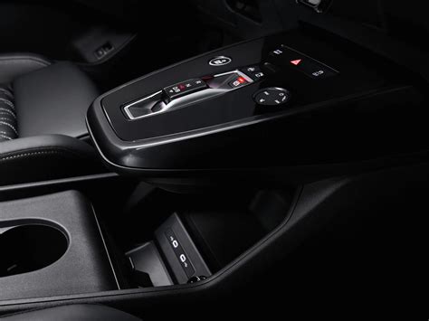 Audi unveils the interior of the Q4 e-tron electric SUV with impressive ...