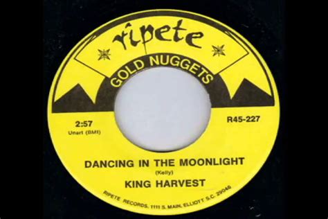 King Harvest - Dancing In The Moonlight (1972) - YouTube