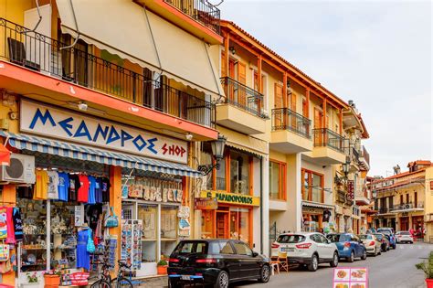 Delphi Shopping: Discover the Best shops | Greeka