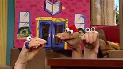 Watch Oobi Season 1 Episode 20: Neighborhood/Uma Preschool - Full show on Paramount Plus