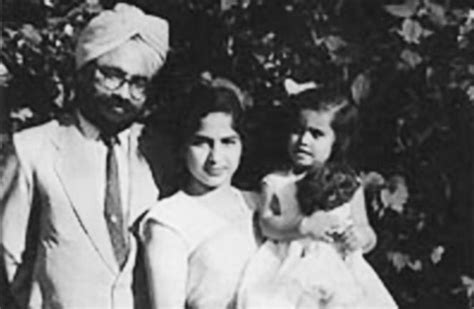 Ex-Prime Minister of India Manmohan Singh Rare Photos | Family Photos ...