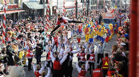 The Ultimate Guide to Celebrating Carnival in Cologne for 2018