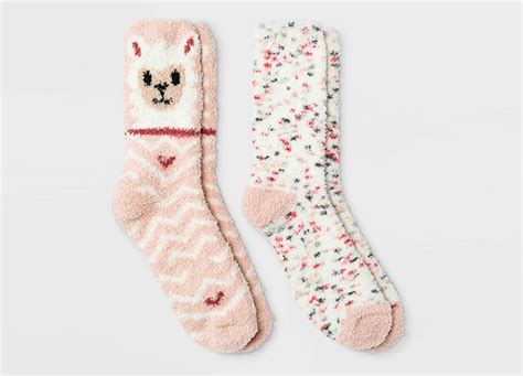 The 15 Best Pairs of Fuzzy Socks to Buy in 2022 - PureWow