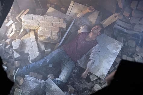 Hollyoakd Explosion - who will die? - Mirror Online