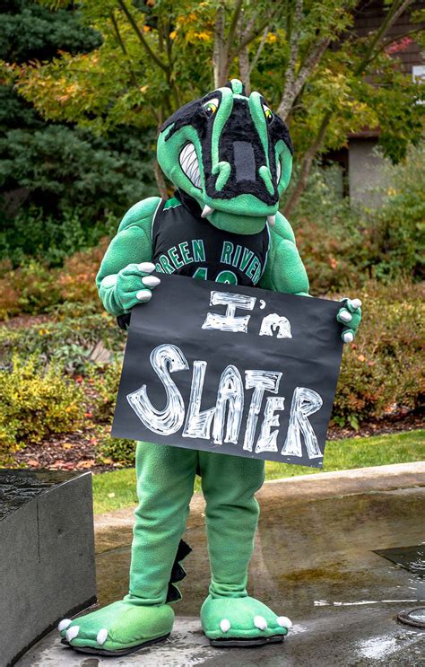 Slater the Gator ready to roam as new mascot at Green River College | Auburn Reporter