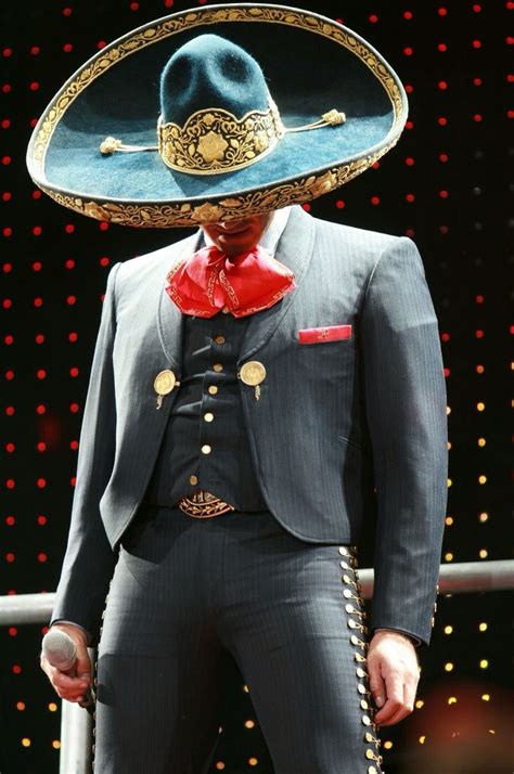 Pin by Heriberto Aleman on Alejandro Fernández | Mexican outfit, Charro ...