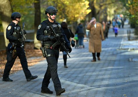 NYPD Counter Terrorism officers (4024x2849) : r/policeporn