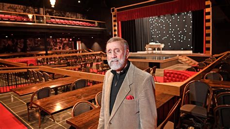 Ray Stevens opens new dinner theater in Nashville