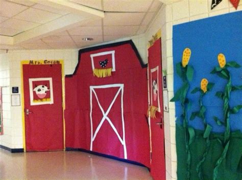 School Hall Decorations Ideas | Home Decorating Excellence