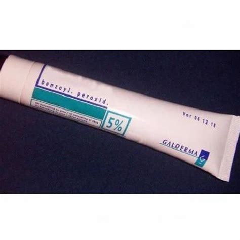 Benzoyl Peroxide Cream, 2.50 % at Rs 114/pack in Nagpur | ID: 19596990391