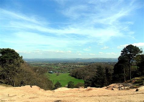 Alderley Edge View © Brian Frost cc-by-sa/2.0 :: Geograph Britain and Ireland